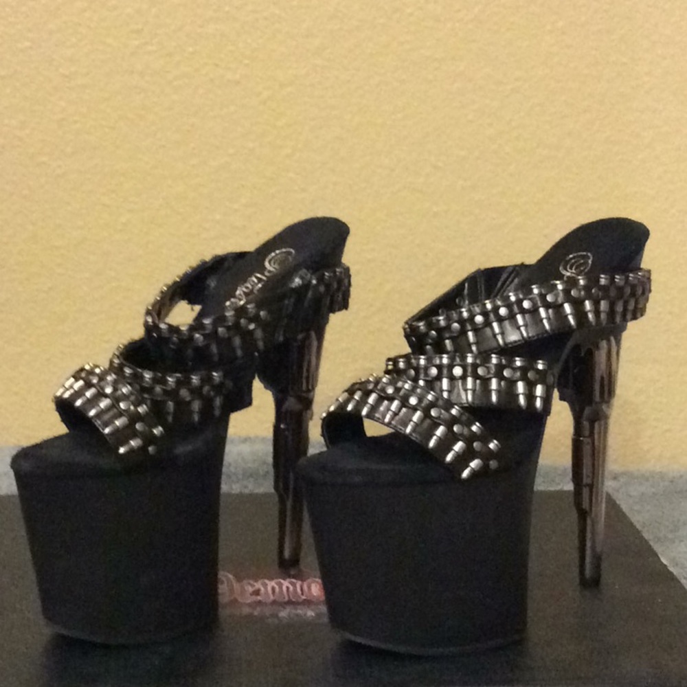 Pleaser Bond Girl Platforms NWOT